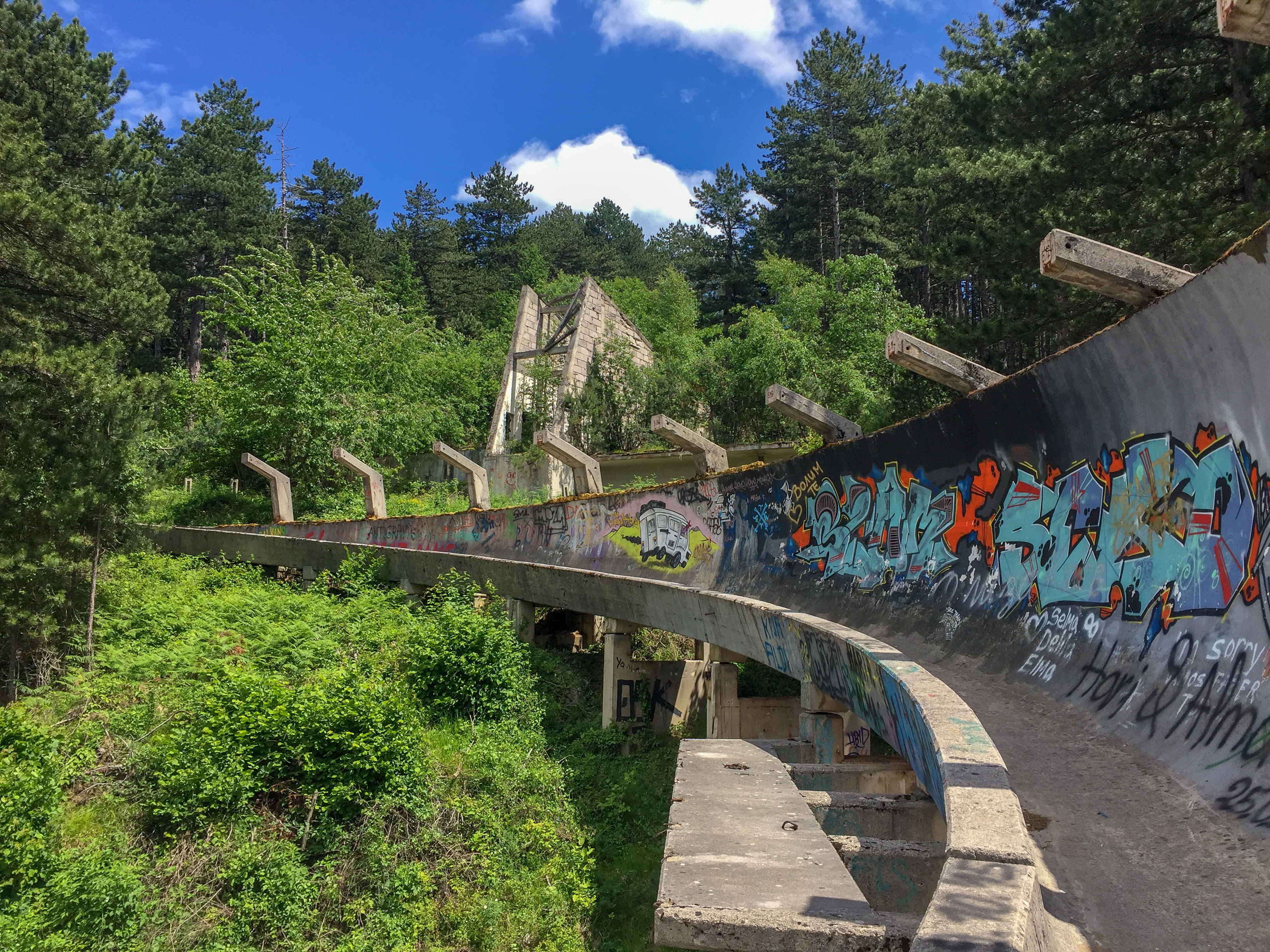 Sarajevo Olympic Bobsleigh and Luge Track – Lost in the Right Direction